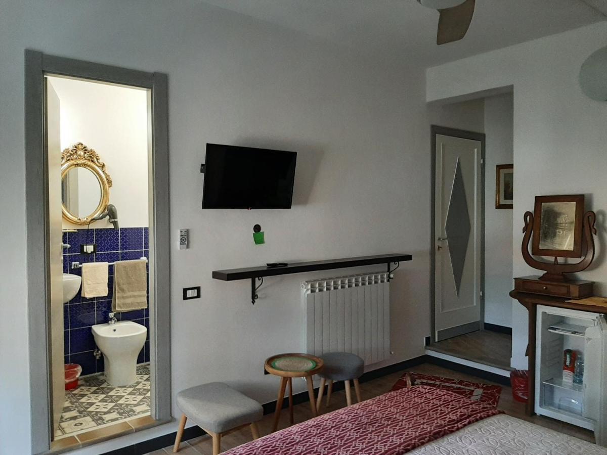 Retro' Beb Bed & Breakfast La Spezia Luaran gambar